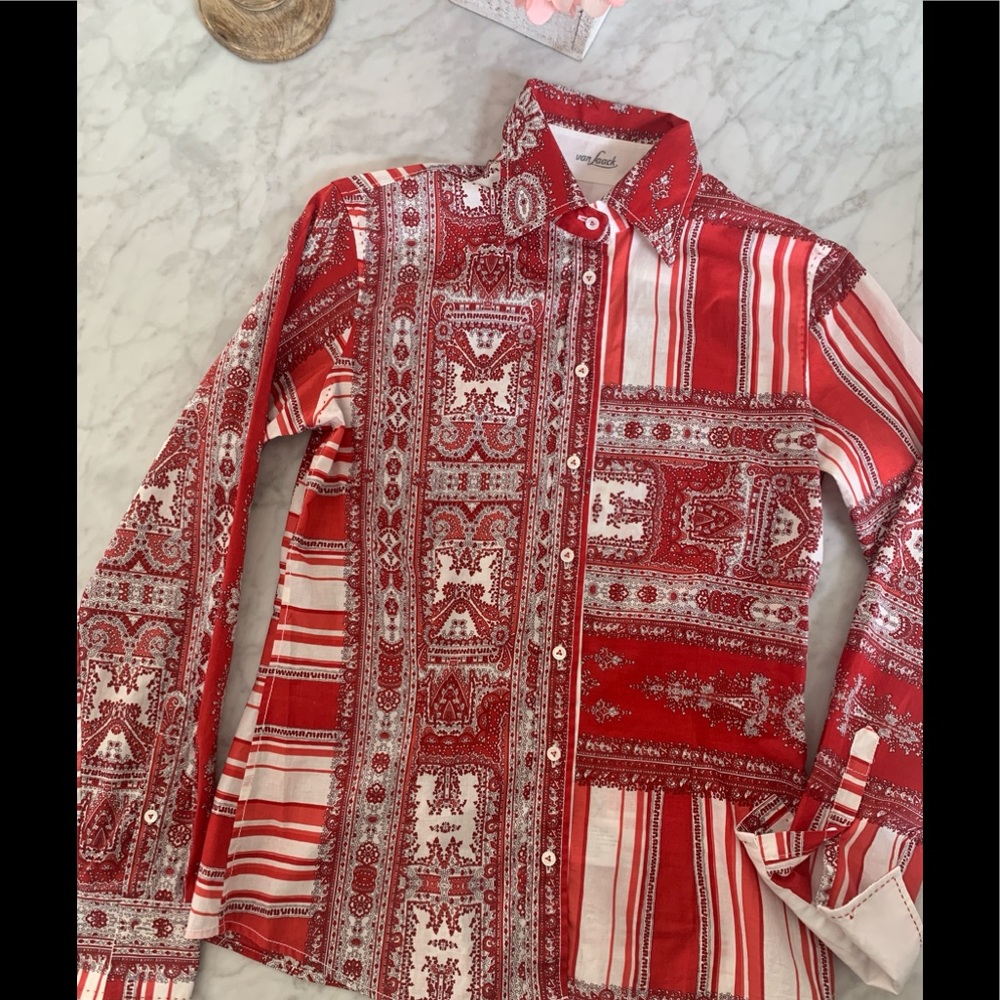 VanLaavk button down